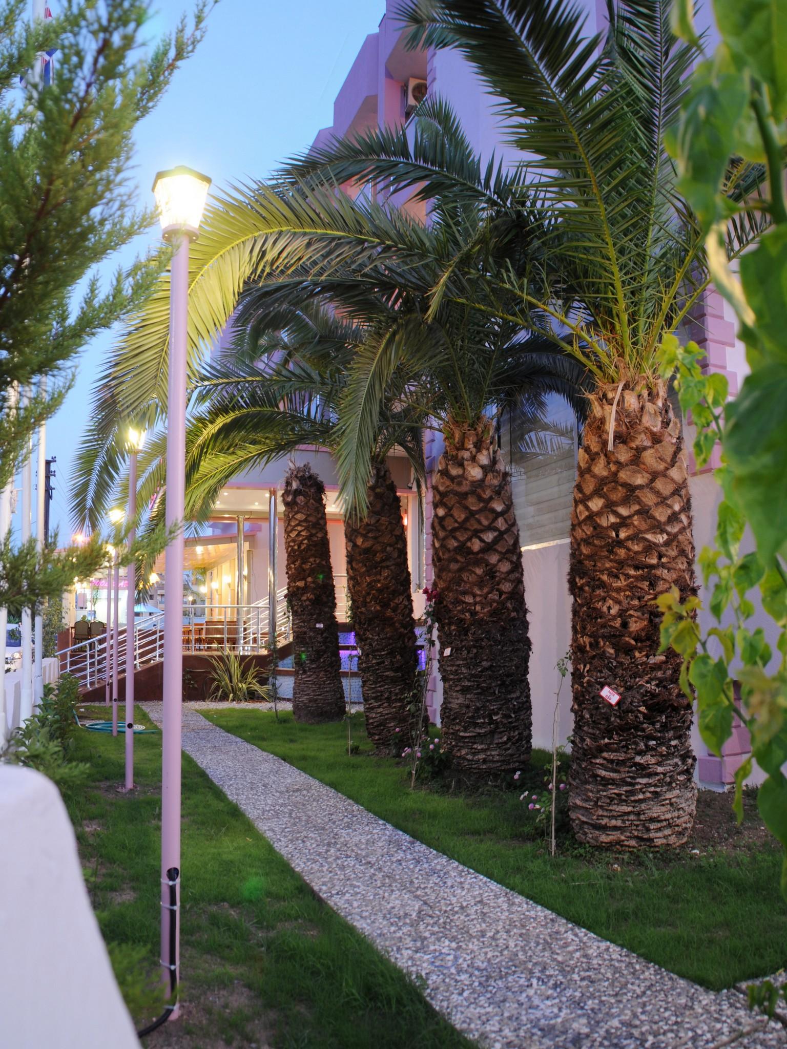 Rosy Otel