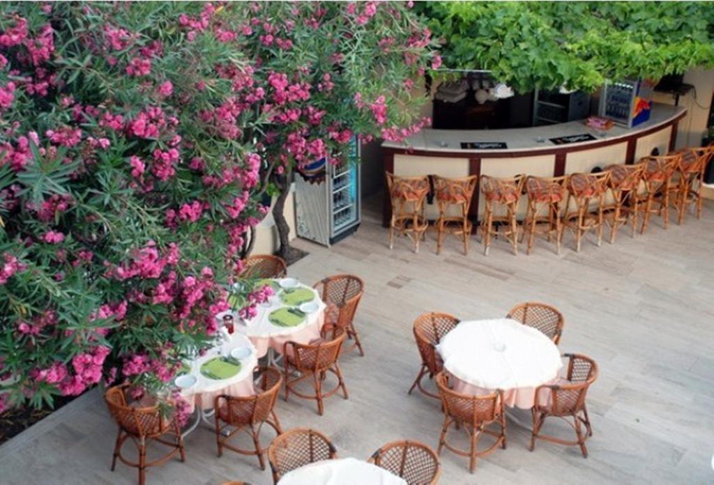 Rosy Otel
