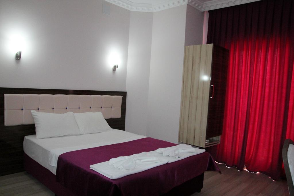 Rosy Otel 2*
