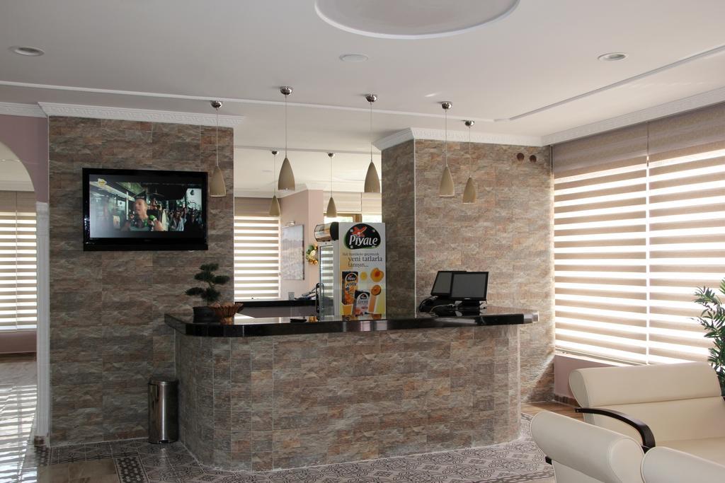Rosy Otel